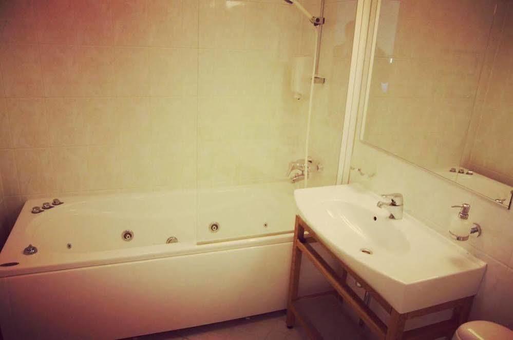 Barclay Hotel ตาร์ตู ภายนอก รูปภาพ