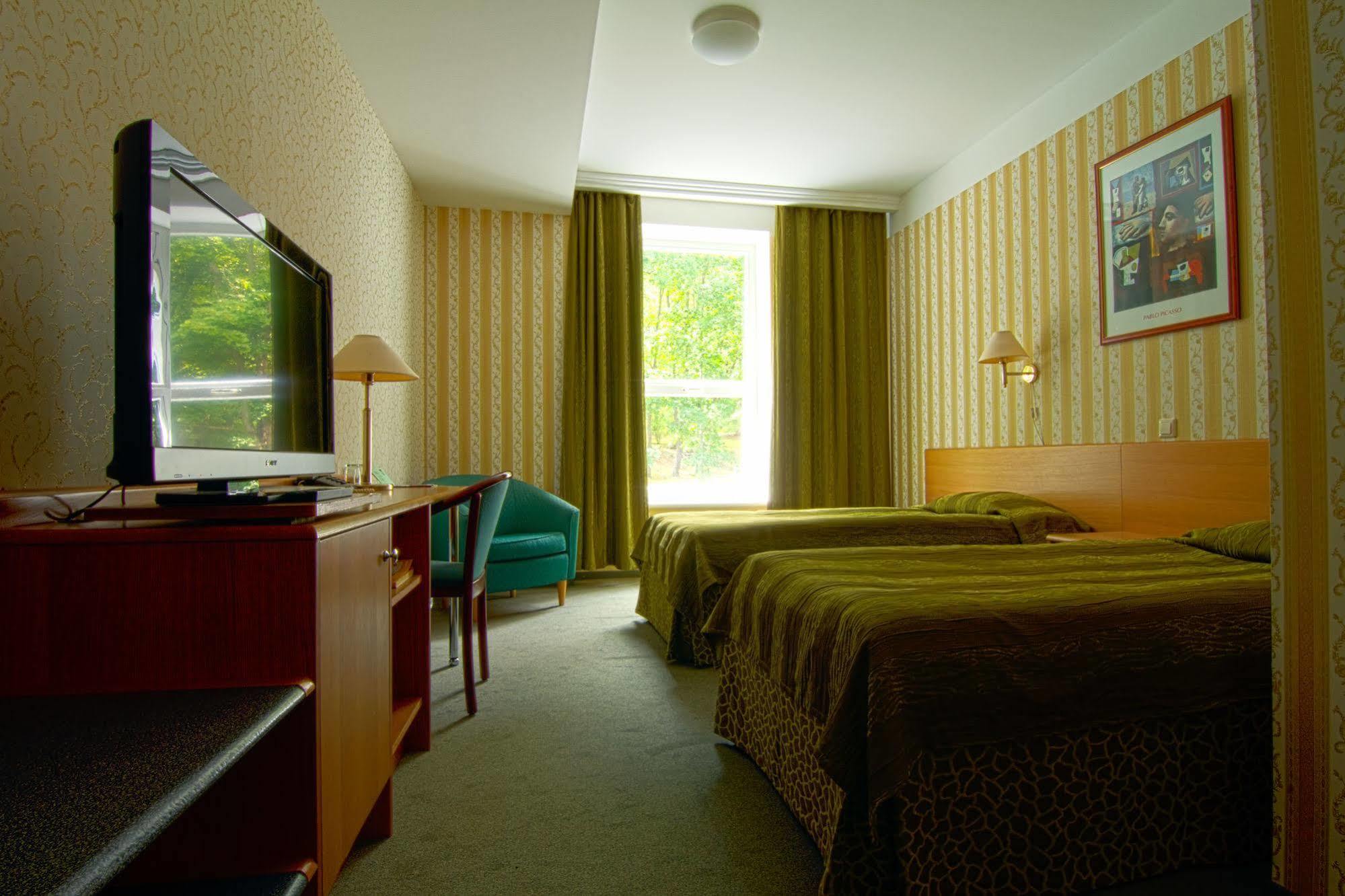 Barclay Hotel ตาร์ตู ภายนอก รูปภาพ