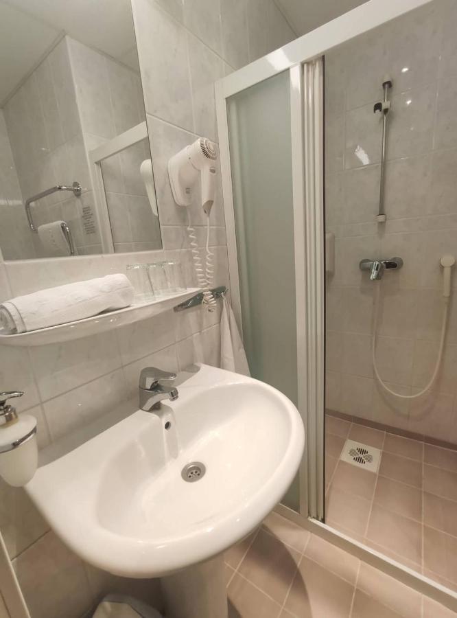 Barclay Hotel ตาร์ตู ภายนอก รูปภาพ